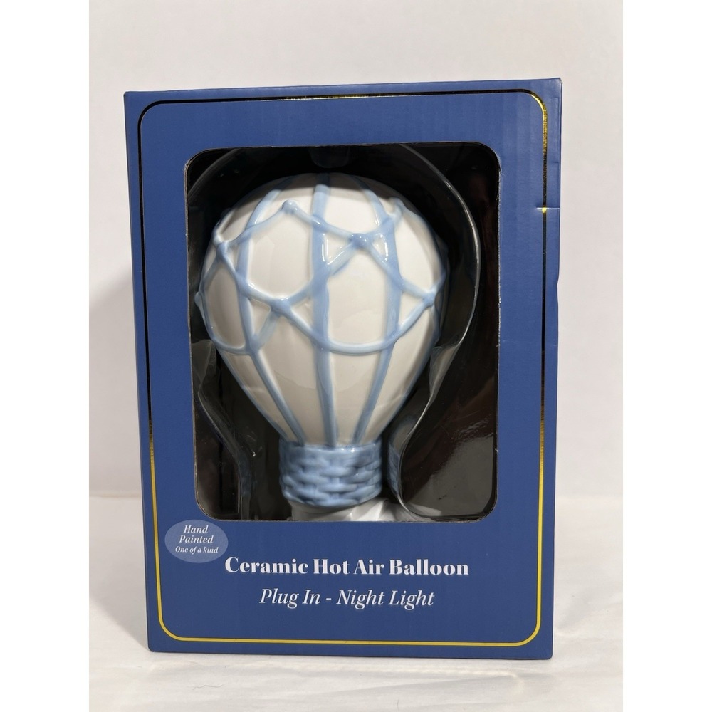 Madison Home Ceramic Hot Air Balloon Night Light Blue White Plug In Hand Painted